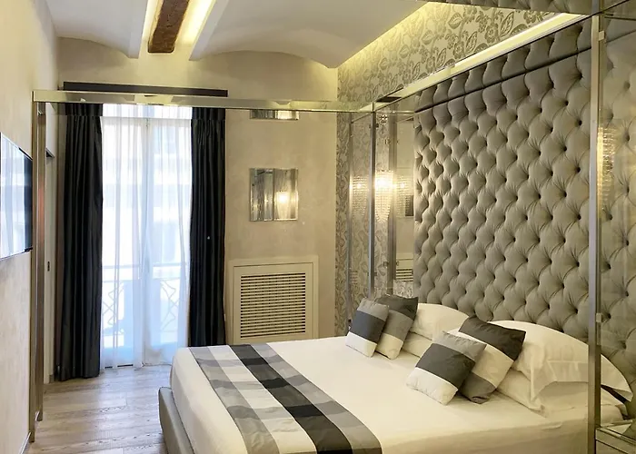 Arcasuite Tritone Luxury Apartment