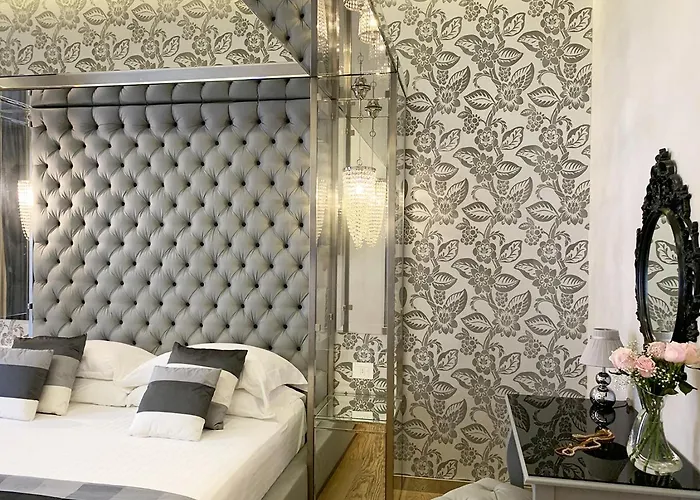 Arcasuite Tritone Luxury Rom